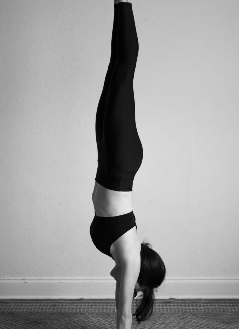 handstand drills for beginners