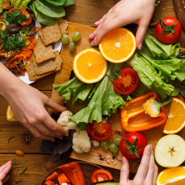 7 Top Intuitive Eating Tips to Make Peace With Food